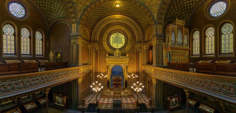 prague-jewish-quarter-tour-in-french-with-monuments-entrance