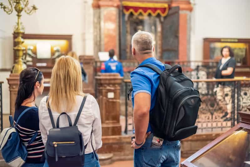 prague-jewish-quarter-walking-tour-with-admission-tickets-2