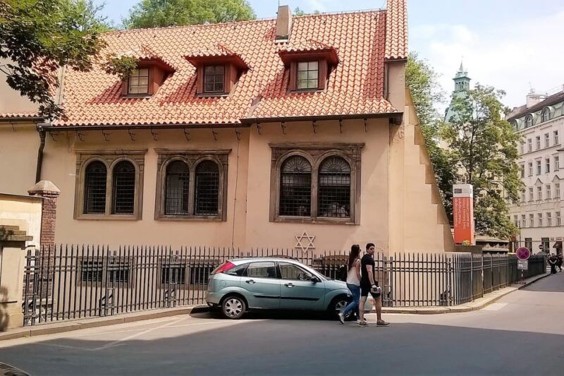 prague-jewish-quarter-walking-tour-with-admission-tickets-2