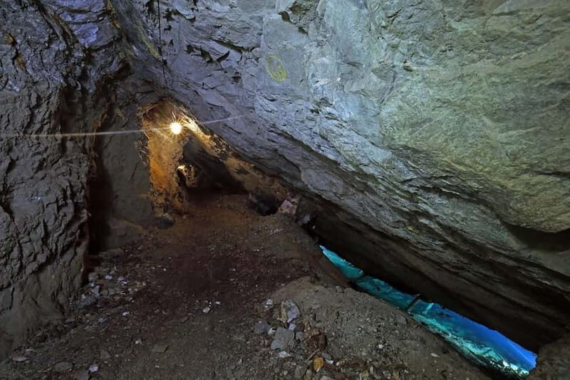 Prague: Jílové Gold Mine Tour: From Geology to Pyrotecnics - Why the Jílové Gold Mine Tour Stands Out