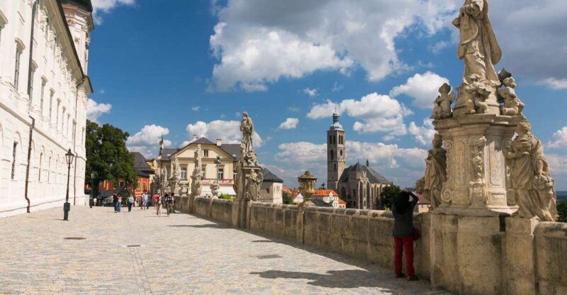 prague-kutna-hora-st-barbaras-cathedral-and-bone-church