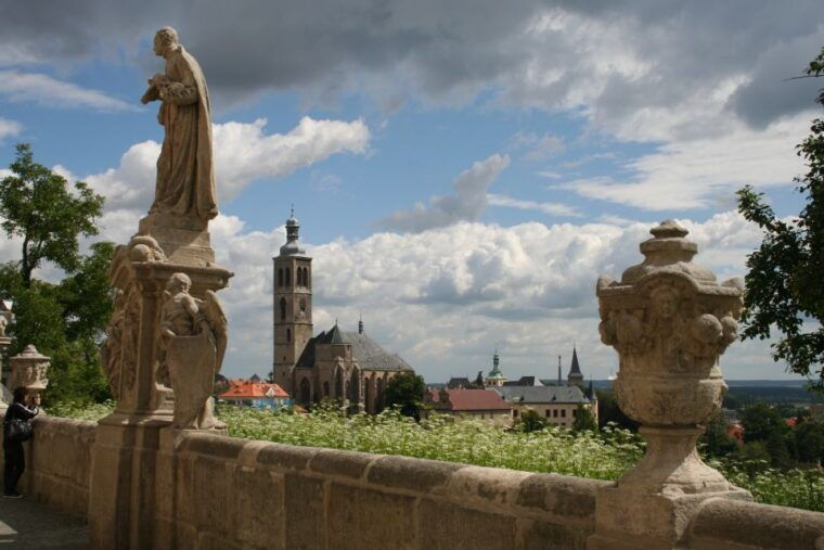 prague-kutna-hora-st-barbaras-cathedral-and-bone-church
