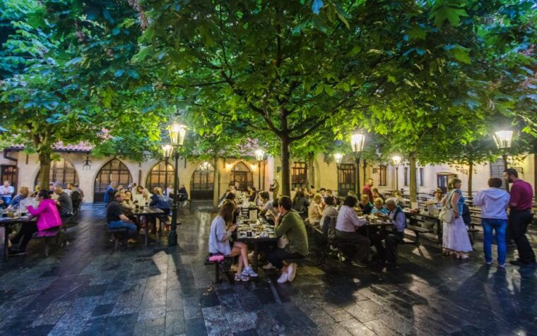 prague-legendary-beer-tour-with-dinner