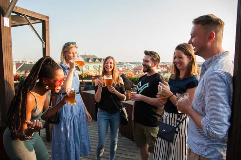 prague-local-pub-walking-tour-with-5-beers