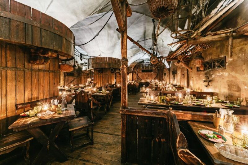 prague-medieval-dinner-with-unlimited-drinks