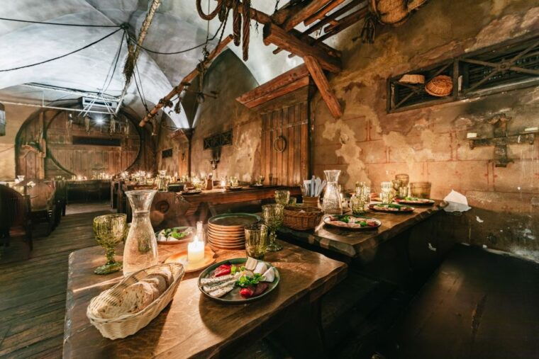prague-medieval-dinner-with-unlimited-drinks