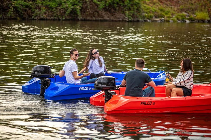 Prague: Motorboat Rental without Licence - FAQ