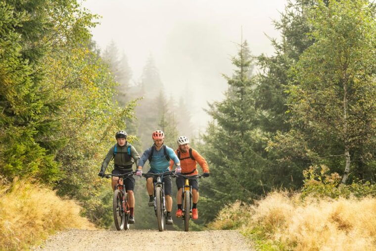 prague-mountain-biking-blast-through-the-best-singletracks