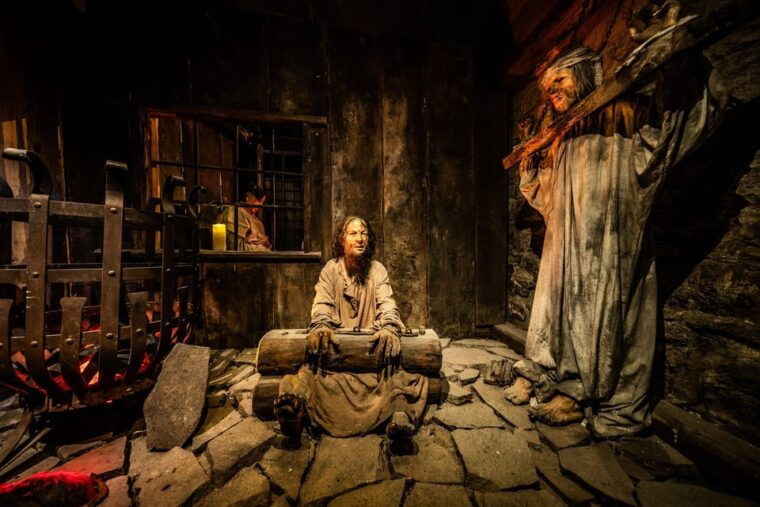 prague-museum-of-torture-entry-ticket