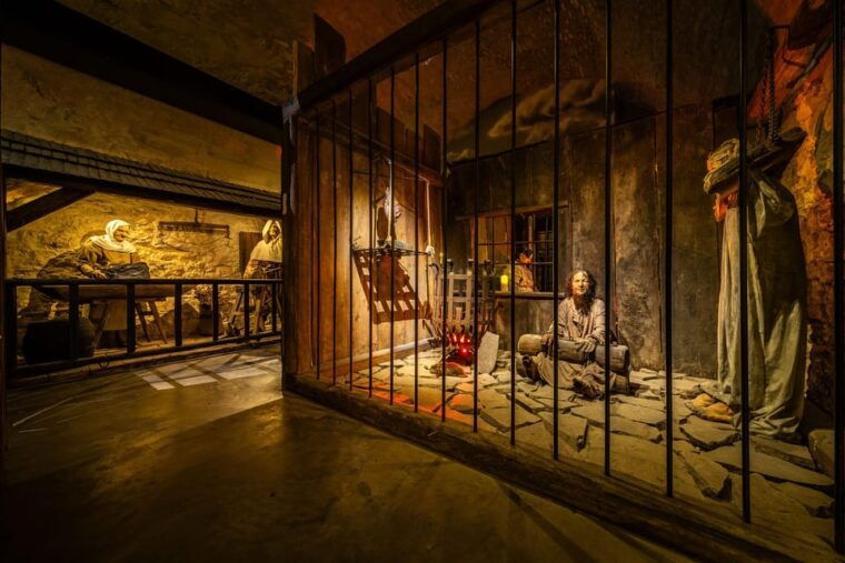 prague-museum-of-torture-entry-ticket