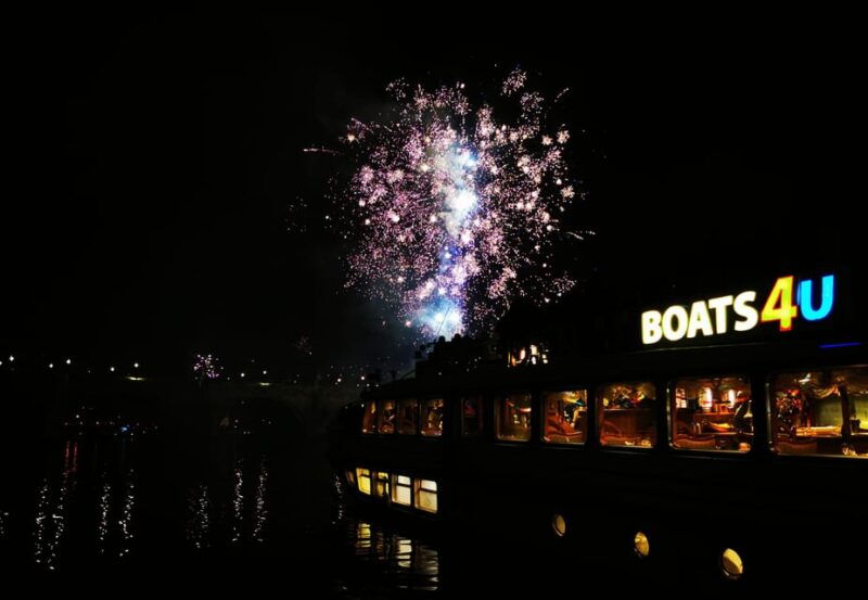 prague-new-years-eve-cruise-through-midnight