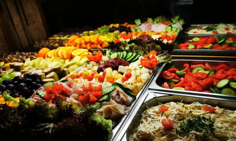 prague-new-years-eve-cruise-through-midnight