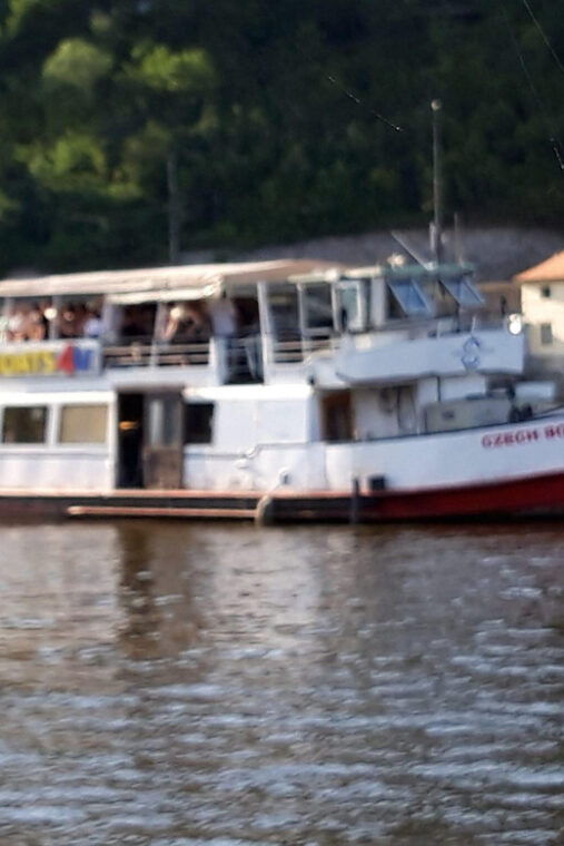 prague-new-years-eve-cruise-through-midnight