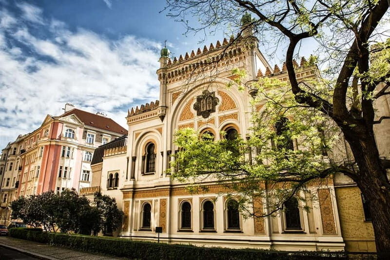 Prague: Official City Pass with Public Transport - Real Traveler Insights