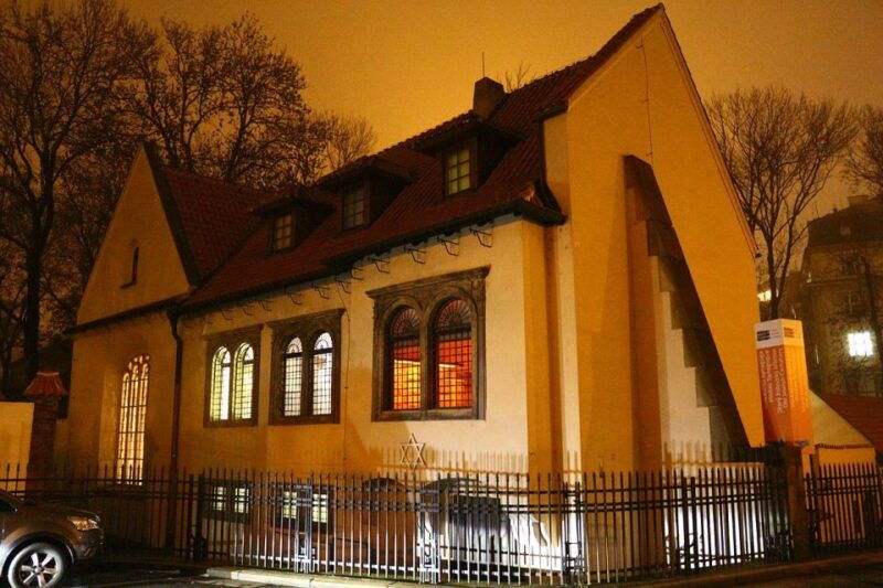 prague-old-new-and-jewish-towns-guided-walking-tour