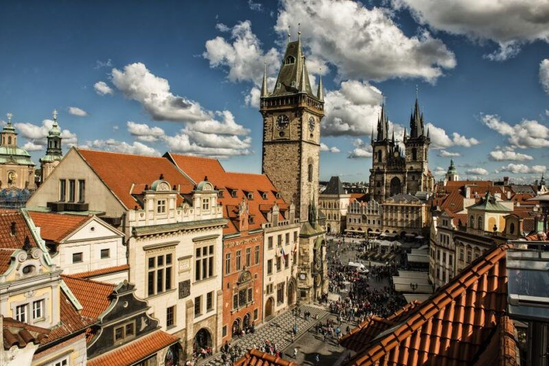 prague-old-town-and-jewish-quarter-2-hour-walking-tour