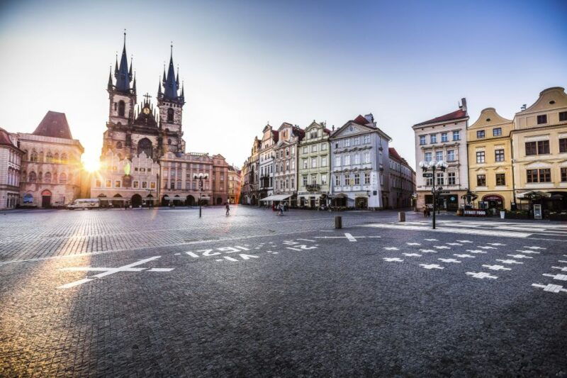 prague-old-town-and-jewish-quarter-2-hour-walking-tour