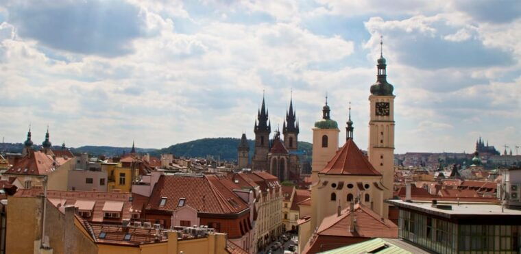 prague-old-town-and-jewish-quarter-guided-walking-tour
