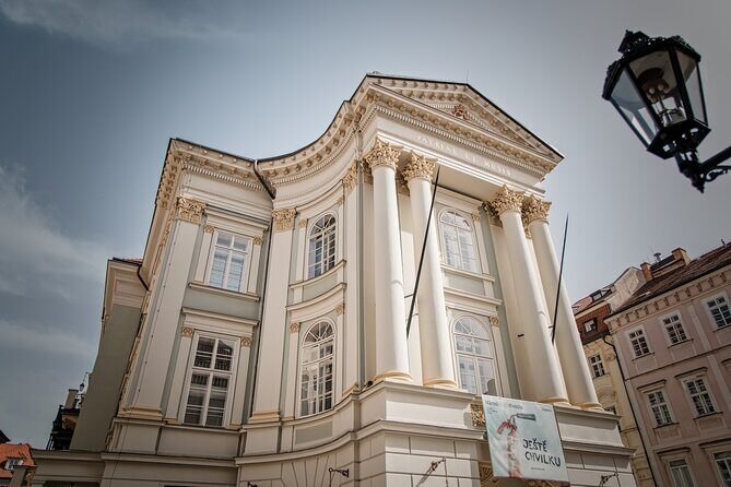 Prague Old Town and Jewish Quarter Walking Tour - FAQs