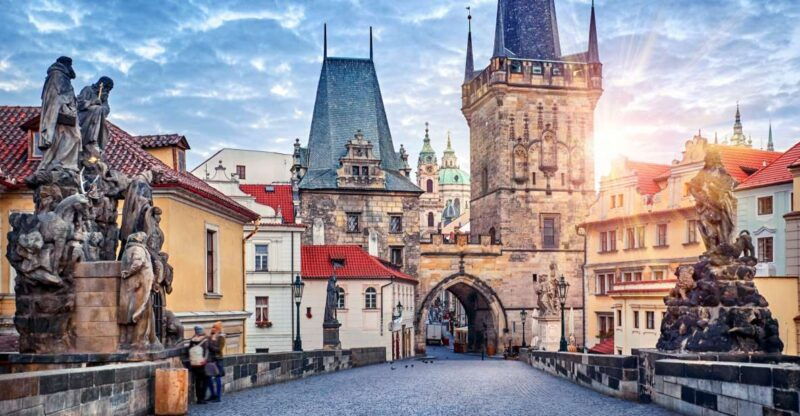 prague-old-town-and-top-attractions-private-tour-by-car