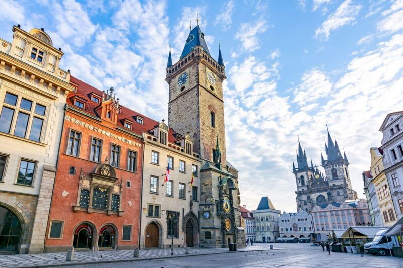 prague-old-town-guided-walking-tour-and-city-boat-ride