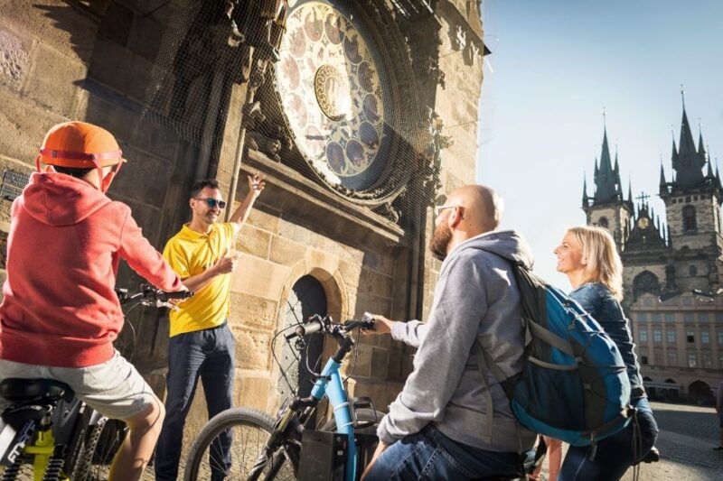 prague-old-town-highlights-e-scooter-small-group-tour