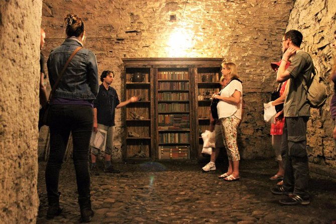 prague-old-town-medieval-underground-and-dungeon-historical-tour