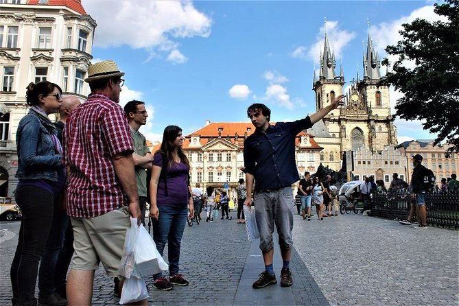 prague-old-town-medieval-underground-and-dungeon-historical-tour