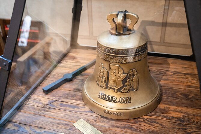 prague-old-town-private-walking-tour-with-hotel-pickup-en-or-de