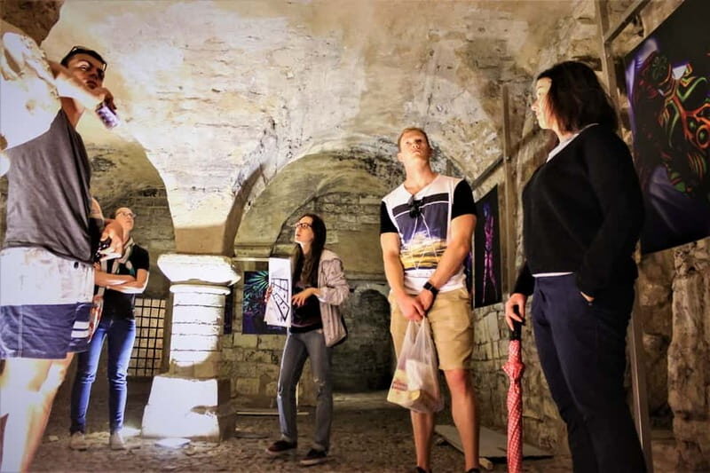 Prague: Oldtown, Medieval Underground & Dungeon History Tour - Reviews Highlighted
