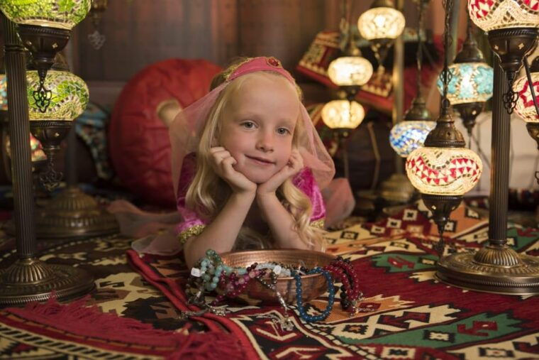 prague-oriental-dress-photoshooting