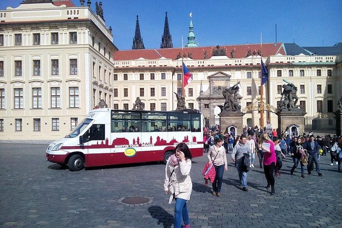 prague-orientation-1-hour-bus-tour
