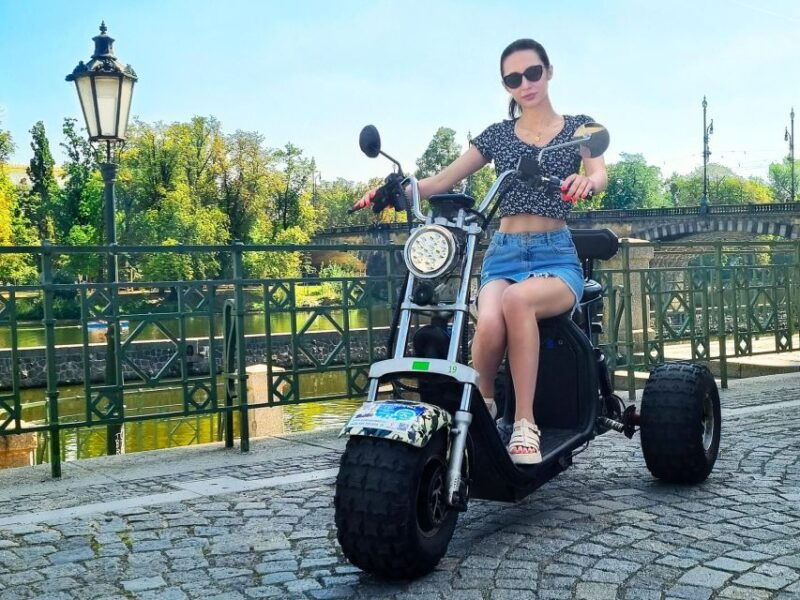 prague-panoramic-viewpoints-guided-electric-tricycle-tour
