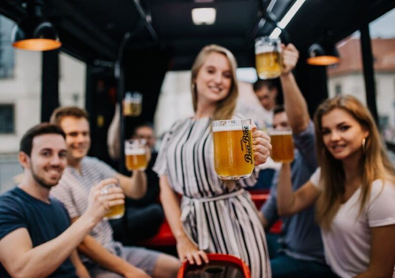 prague-party-beer-bus