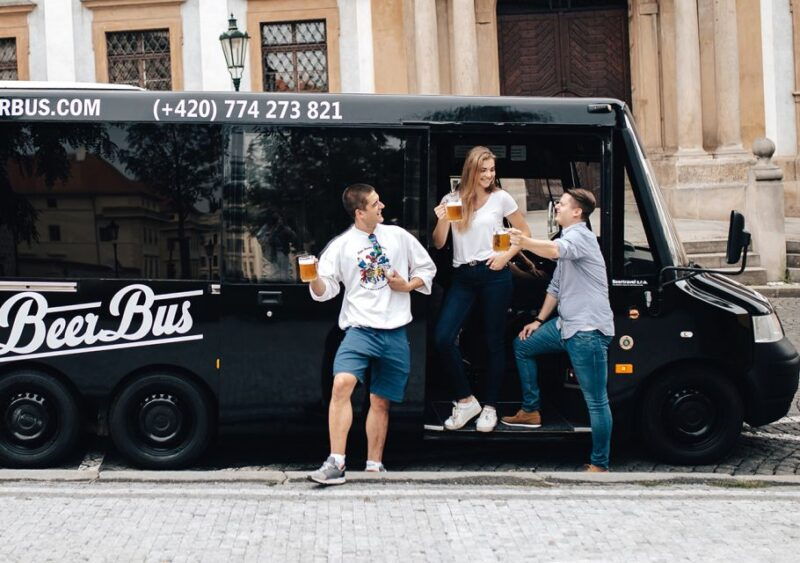 prague-party-beer-bus