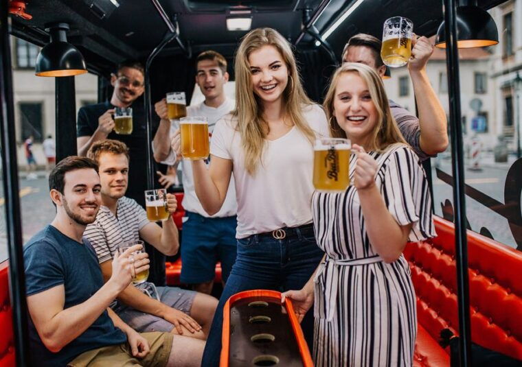 prague-party-beer-bus
