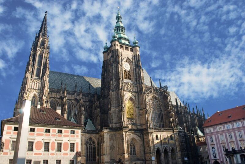 prague-prague-castle-and-little-quarter-guided-walking-tour
