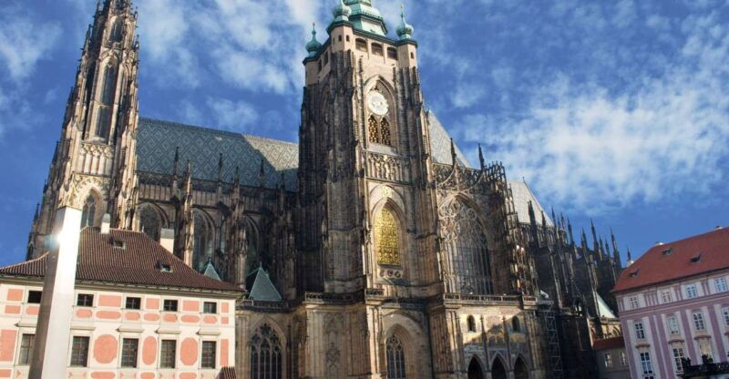 prague-prague-castle-and-little-quarter-guided-walking-tour