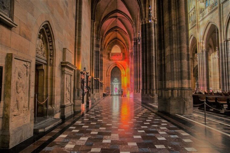 prague-prague-castle-complex-smartphone-audio-guide