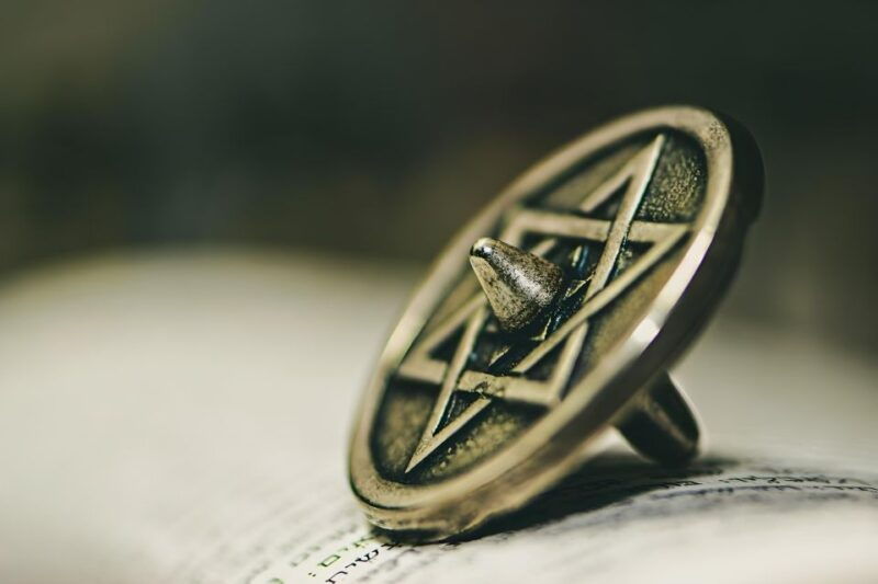 prague-prague-synagogues-the-jewish-cemetery-guided-tour