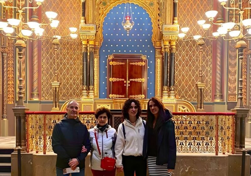 prague-prague-synagogues-the-jewish-cemetery-guided-tour