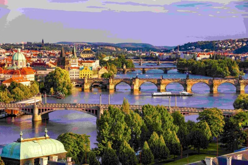 Prague: Private 2 & Half-Day City Tours with Local Guide - Why This Tour Stands Out