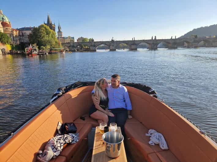 prague-private-boat-tour-2-hours-2