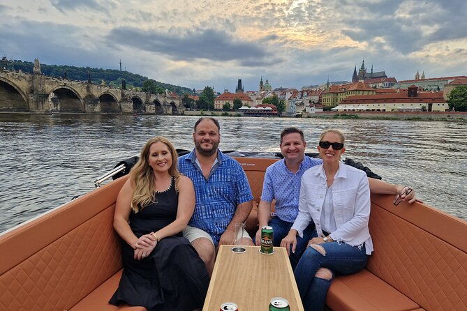 prague-private-boat-tour