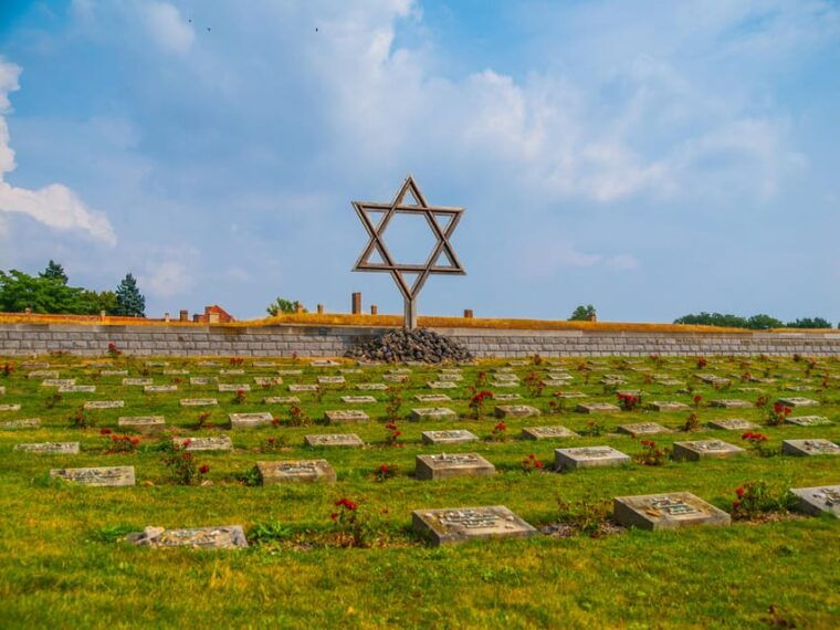 prague-private-day-tour-of-terezin-concentration-camp