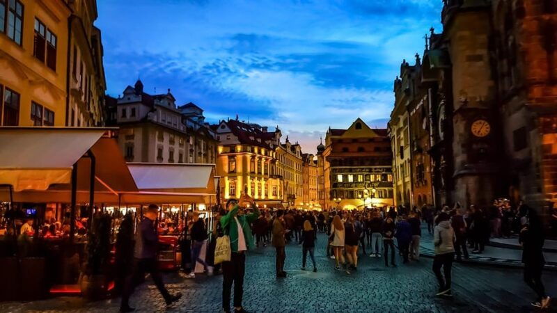 prague-private-night-tour-with-local