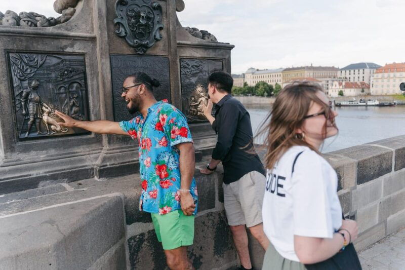 prague-river-cruise-charles-bridge-museum-walking-tour