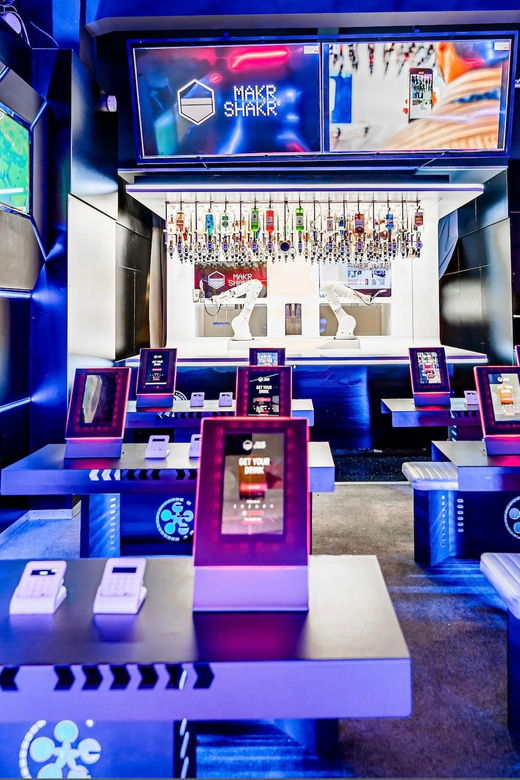 prague-robotic-bar-entry-with-a-drink-included