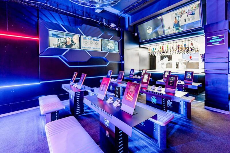 prague-robotic-bar-entry-with-a-drink-included