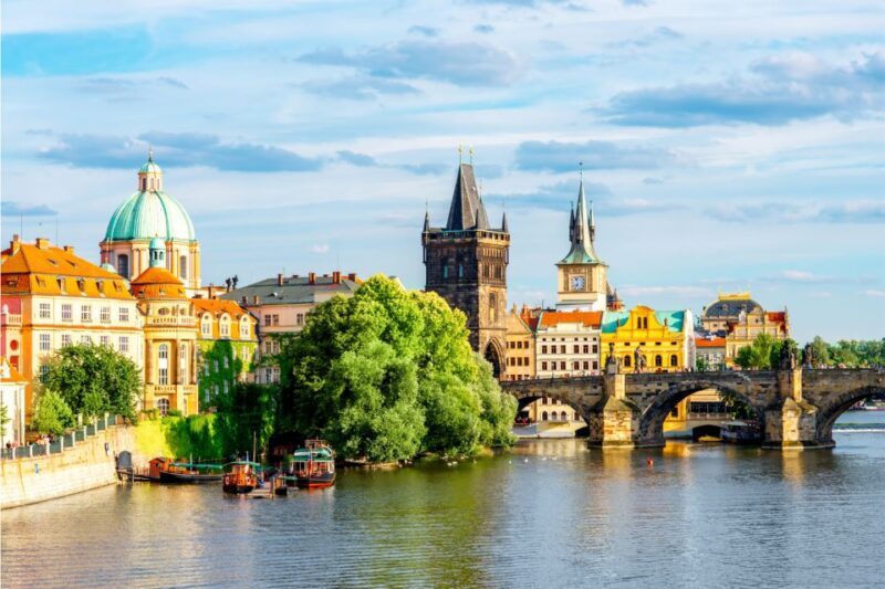 Prague: Scavenger Hunt Self-Guided Tour - Exploring the Prague Scavenger Hunt in Detail